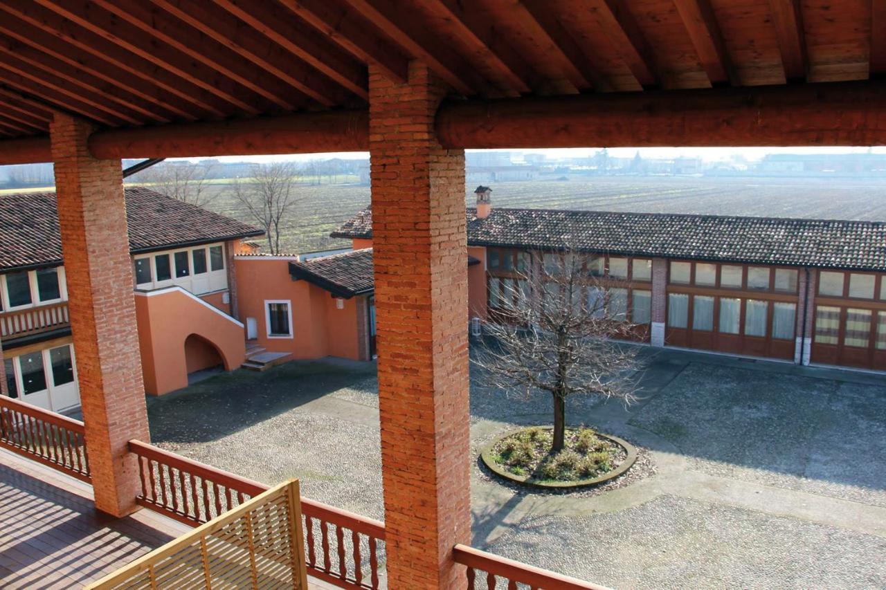 مبيت وإفطار بريشا Cascina Volta المظهر الخارجي الصورة