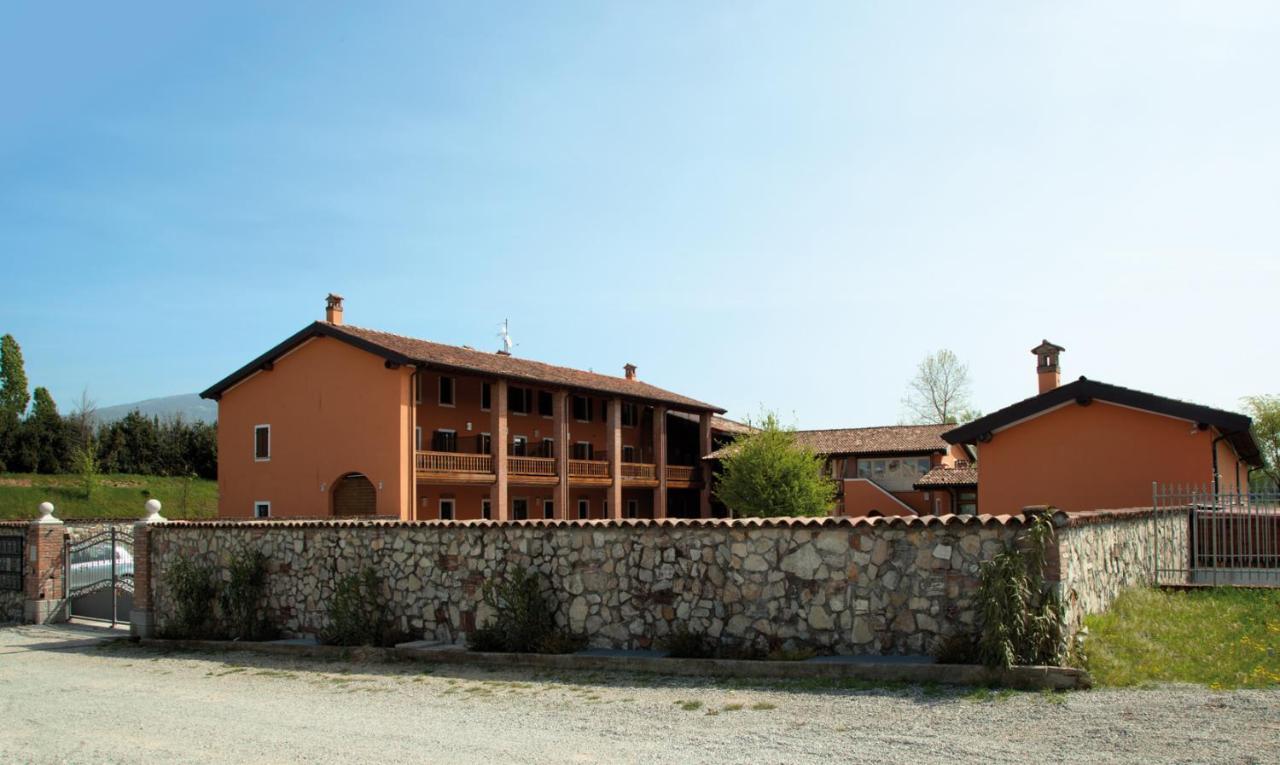 مبيت وإفطار بريشا Cascina Volta المظهر الخارجي الصورة